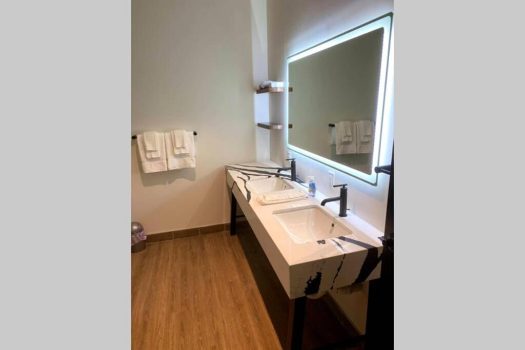 3E-Spacious Close To Pitt/Cmu/Carlow, Sleeps 4 ピッツバーグ エクステリア 写真